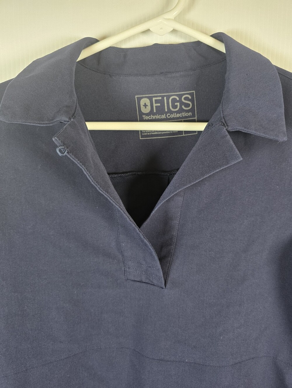 FIGS Technical Collection Womens Nala Navy Long-Sleeve Polo Top V-Placket XXS - Picture 5 of 12